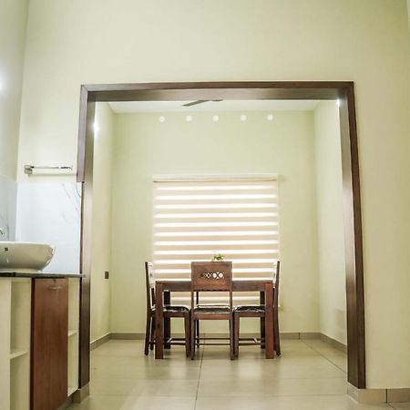 Zennova Furnished Apartment Alappuzha Eksteriør billede